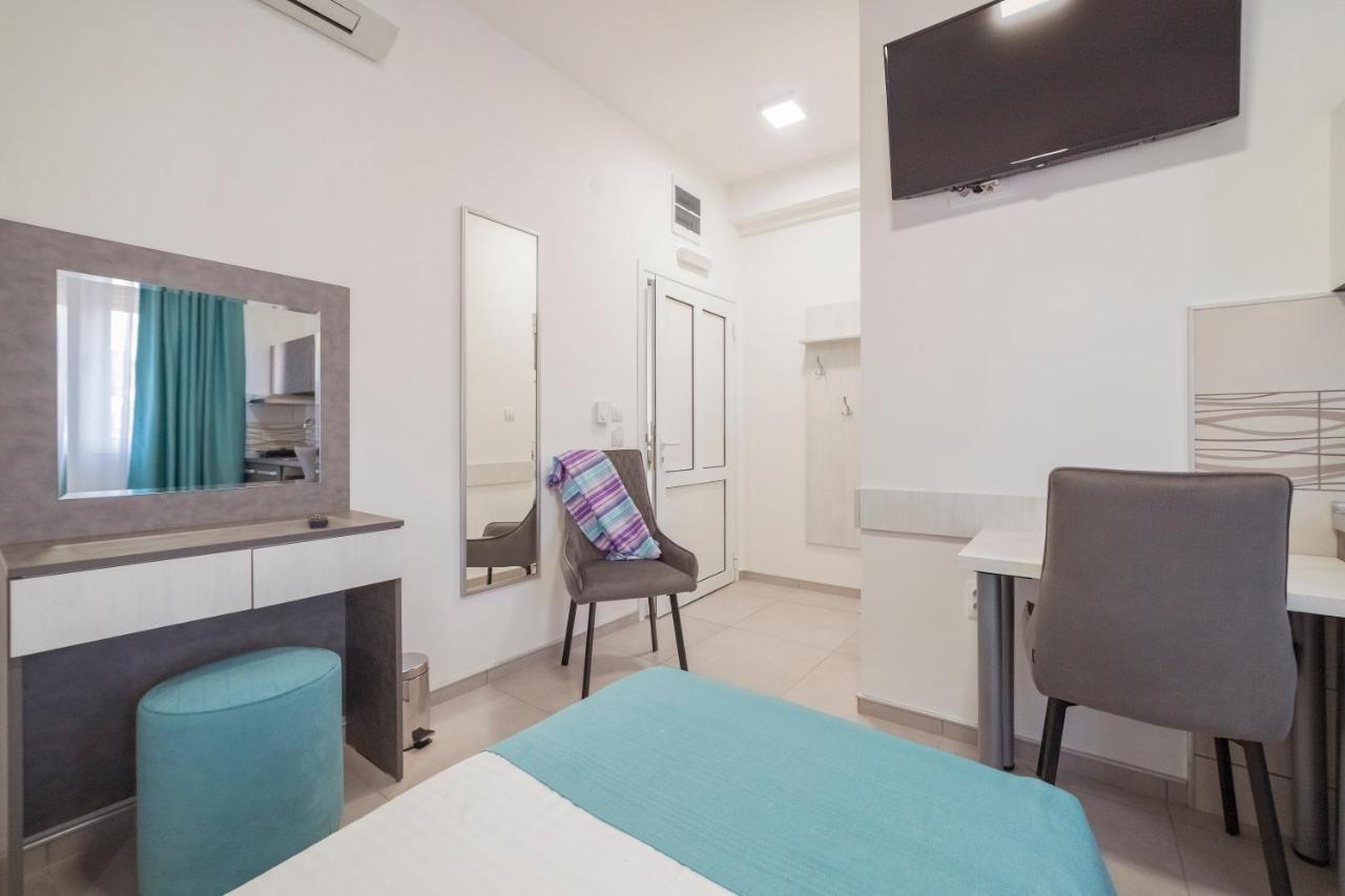 As Apartmani Пирот Экстерьер фото